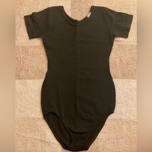 Danskin Short Sleeve Leotard, Black, Size Medium